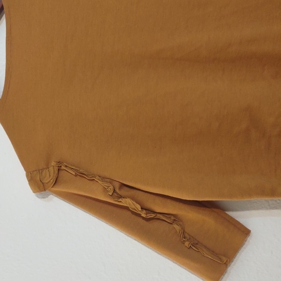 USED ZARA MUSTARD COLOR MID LENGTH SLEEVE -WINTER 2017-2018 - Picture 6 of 8